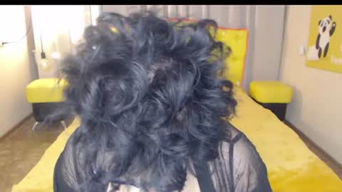 Snapshot of sondrariddle chatting on 02/17/26, 11:00 sondrariddle online show from 02/17/26, 11:00