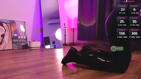 Snapshot of sonia__rose chatting on 02/04/25, 07:11 Sonia online show from 02/04/25, 07:11