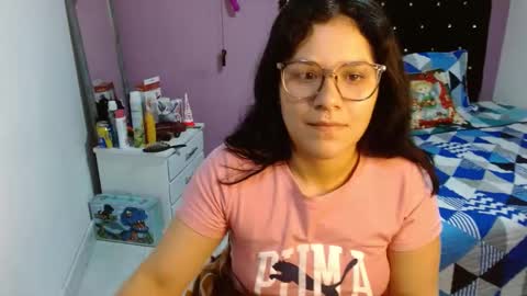 Snapshot of soniafuckboobs chatting on 12/12/24, 10:24 soniafuckboobs online show from 12/12/24, 10:24