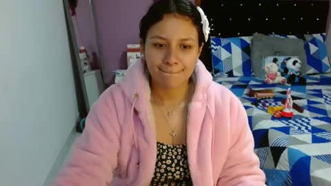 Snapshot of soniafuckboobs chatting on 03/07/25, 12:12 soniafuckboobs online show from 03/07/25, 12:12