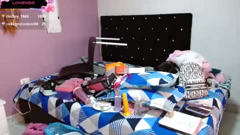 sonialatin69 online show from 02/07/25, 09:15