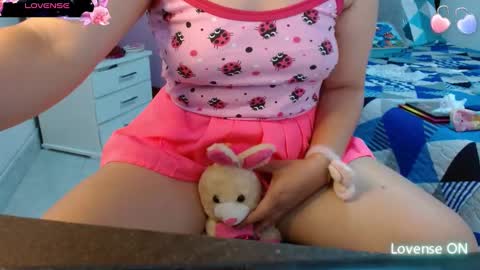 sonialatin69 online show from 02/18/25, 03:21