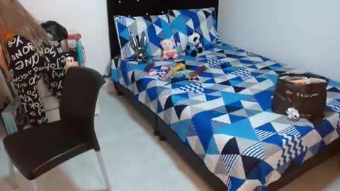 sonialatin69 online show from 09/29/25, 12:54