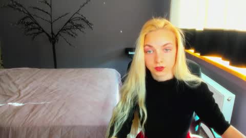 Snapshot of sonnysofia chatting on 04/29/26, 05:55 Sonya online show from 04/29/26, 05:55