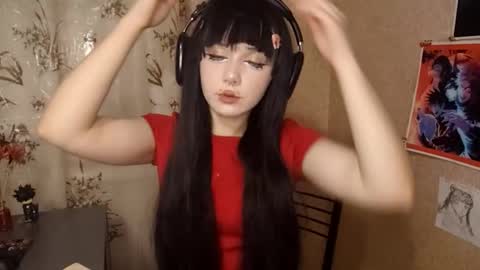 Mila online show from 03/04/26, 04:57