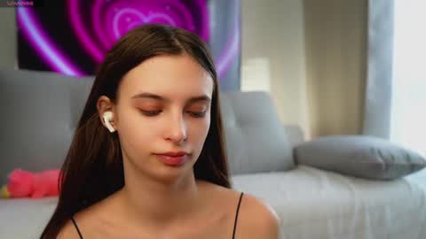 Eva 3 online show from 03/07/25, 08:56