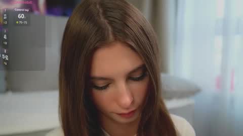 Eva 3 online show from 10/30/25, 09:11