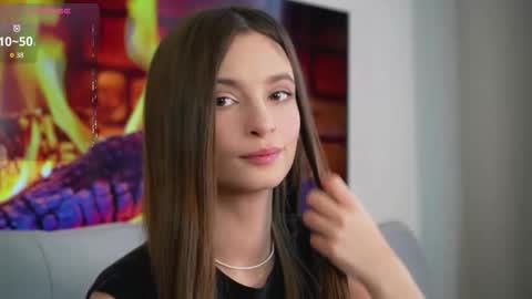 Eva 3 online show from 12/04/25, 10:02