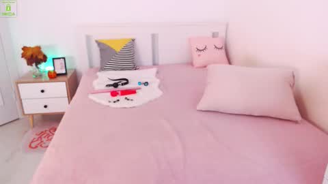 Sonya Lime online show from 10/29/25, 07:43