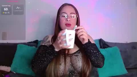 soofy online show from 11/12/25, 03:18