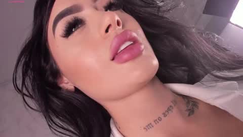 Sophi online show from 05/04/26, 12:34