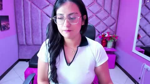 Snapshot of sophi_hardd chatting on 03/22/26, 03:59 sophi_hardd online show from 03/22/26, 03:59