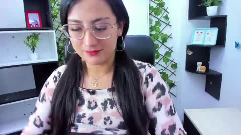 Snapshot of sophi_hardd chatting on 04/24/26, 03:03 sophi_hardd online show from 04/24/26, 03:03