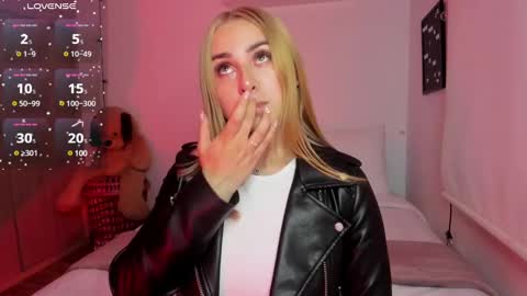 Sofi online show from 12/19/24, 04:23