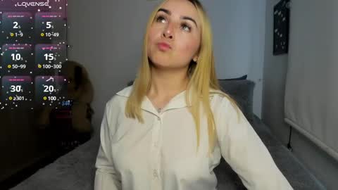 Sofi online show from 02/26/25, 10:42