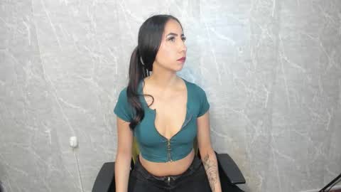 Sophi Thaylorr online show from 12/04/25, 01:31