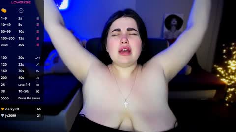 sophia__olsen online show from 12/29/24, 12:45