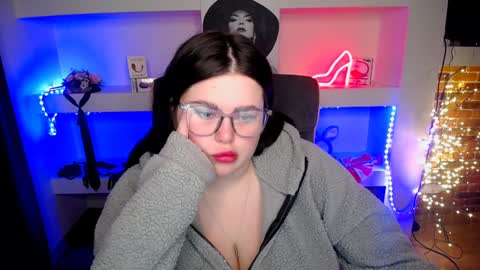 sophia__olsen online show from 01/14/25, 06:34