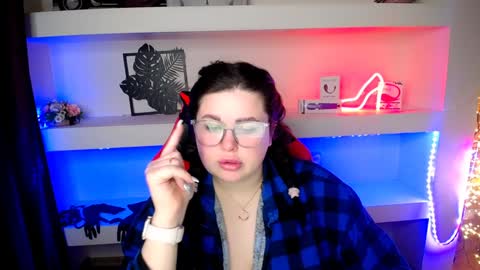 sophia__olsen online show from 01/17/25, 09:39