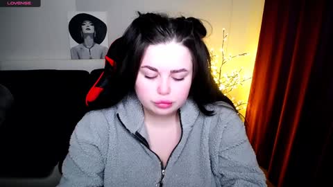 sophia__olsen online show from 02/01/25, 06:21