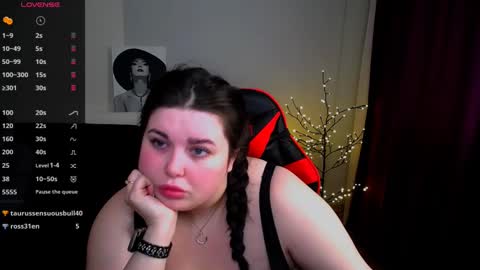 sophia__olsen online show from 02/09/25, 09:37