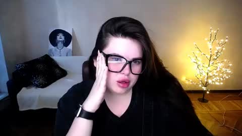 sophia__olsen online show from 06/23/26, 06:00