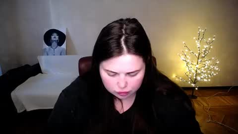 sophia__olsen online show from 06/24/26, 06:12