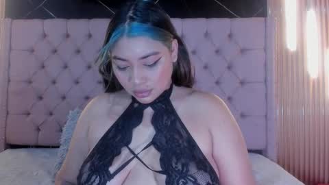 Snapshot of sophia_brunett chatting on 02/28/26, 11:44 Sophia online show from 02/28/26, 11:44