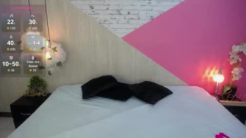 sophia_brunette21 online show from 12/05/25, 11:19