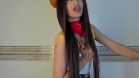 Snapshot of sophia_cambpell chatting on 09/11/25, 09:15 Sophia online show from 09/11/25, 09:15