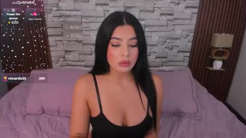 Snapshot of sophia_deluxe18 chatting on 01/15/26, 06:29 SOFI online show from 01/15/26, 06:29