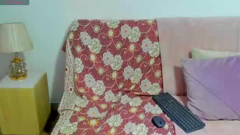 sophia CM online show from 06/13/26, 03:32