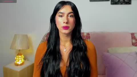 sophia CM online show from 06/17/26, 06:31
