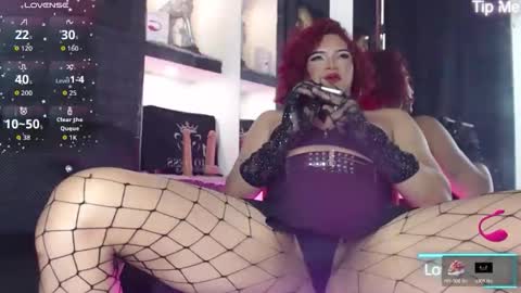 Snapshot of sophia_hott01 chatting on 03/04/26, 01:50 sophia_hott01 online show from 03/04/26, 01:50