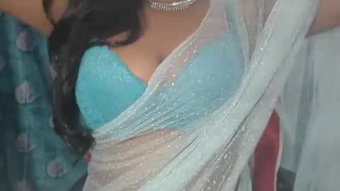 Sophia Tamil online show from 11/16/25, 06:19