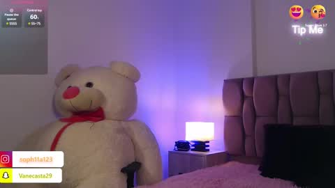 Sophia Carson online show from 12/19/24, 10:34