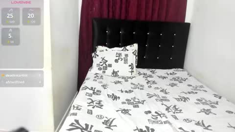 sophia_moons_ online show from 03/10/26, 12:04