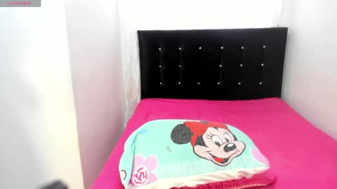 sophia_moons_ online show from 03/30/26, 07:04