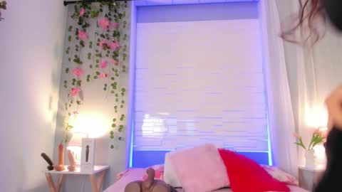  S O P H I A  online show from 09/11/25, 11:43