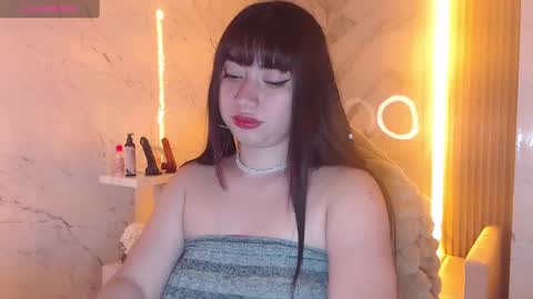 Sophia online show from 09/26/25, 01:48