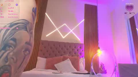 sophia_turneer online show from 10/16/25, 01:28