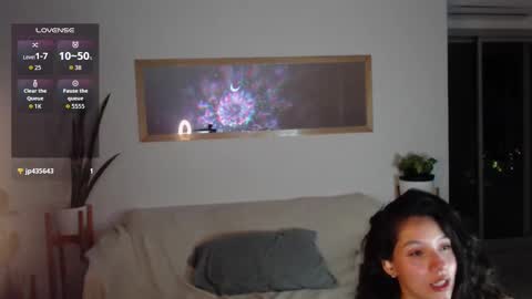 Snapshot of sophia_whispers chatting on 11/04/25, 04:33 Sophia online show from 11/04/25, 04:33