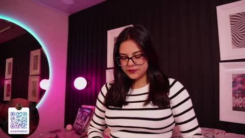 Snapshot of sophia_wilsonn_ chatting on 04/09/26, 10:42 Sofi online show from 04/09/26, 10:42