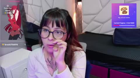 Snapshot of sophiaa_7 chatting on 09/17/25, 02:30 Sophi online show from 09/17/25, 02:30