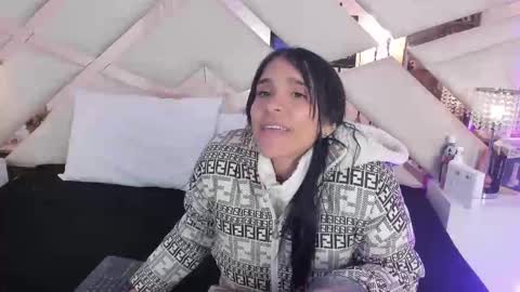 Sophia Paris online show from 10/24/25, 03:14