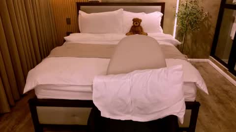 sophiaandress online show from 04/26/26, 10:51