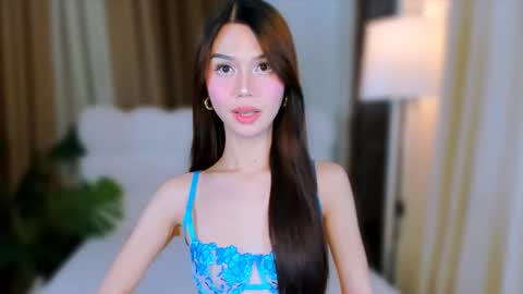 Snapshot of sophiaarmani chatting on 03/11/25, 01:23 sophiaarmani online show from 03/11/25, 01:23