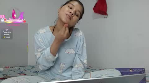 Sophia Bedford online show from 09/28/25, 05:07