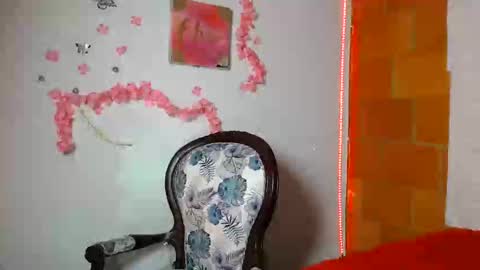 sophia online show from 10/15/25, 11:16