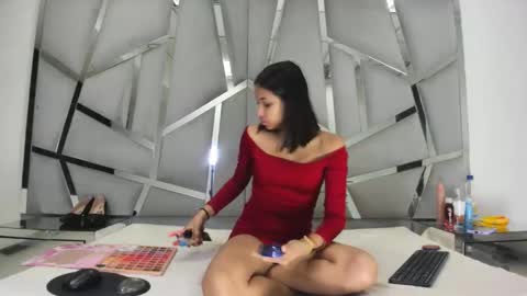 Sophia online show from 12/14/25, 04:45